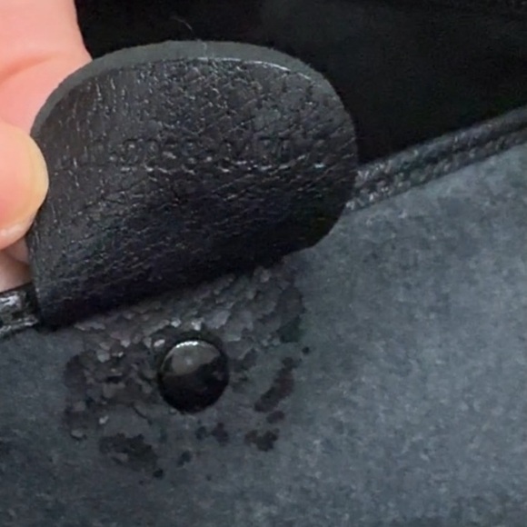 Gucci Leather Tote - Picture 10 of 12
